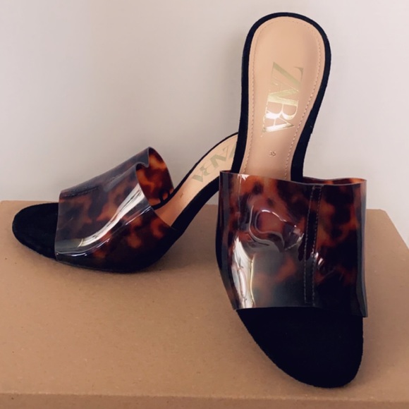 Zara sandals - Picture 1 of 4